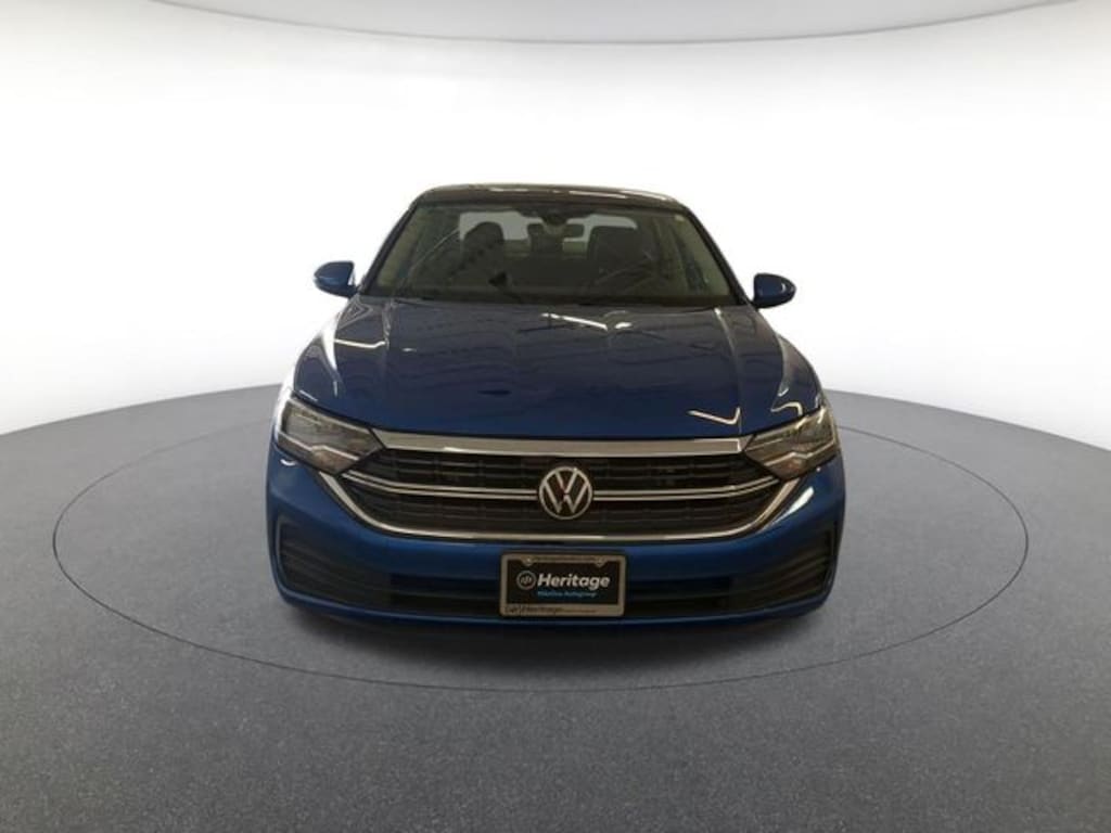 Used 2024 Volkswagen Jetta 1.5T SE Sedan