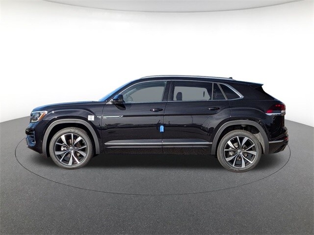 2026 Volkswagen Atlas Cross Sport SEL Premium R-Line photo 2