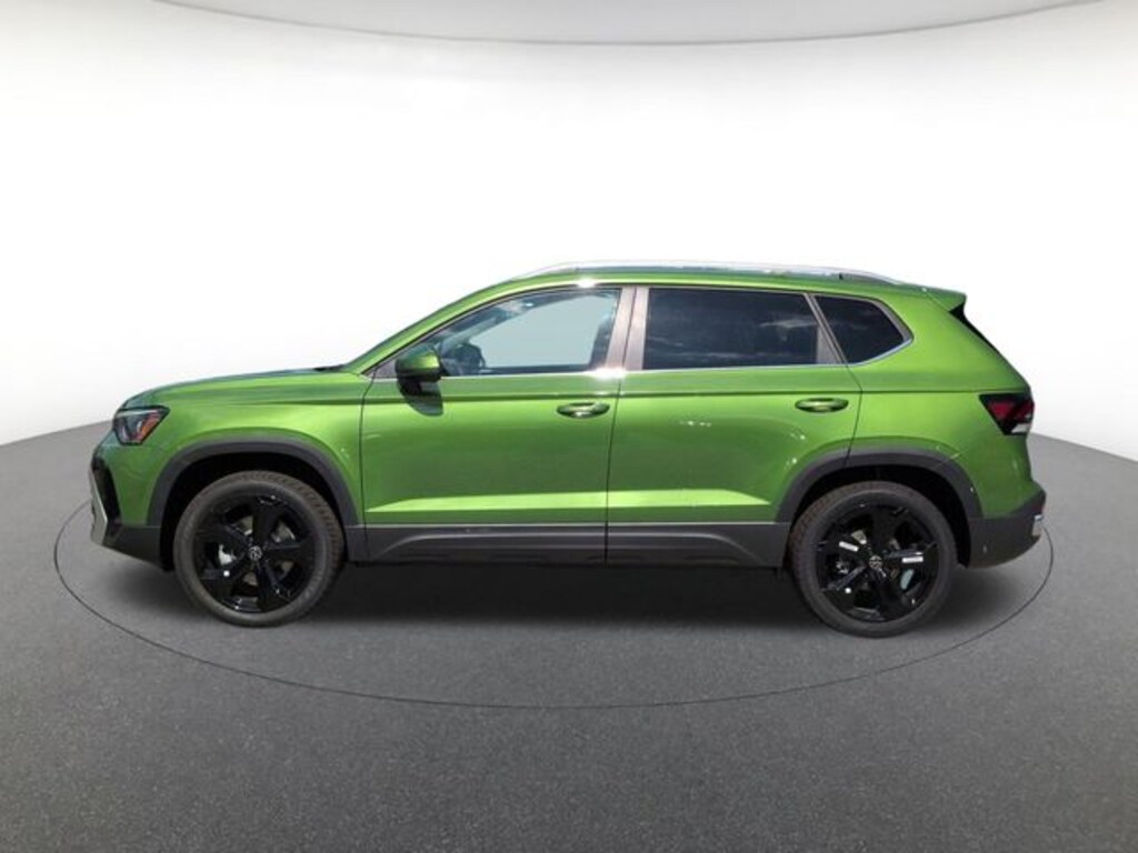 New 2026 Volkswagen Taos 1.5T SEL SUV