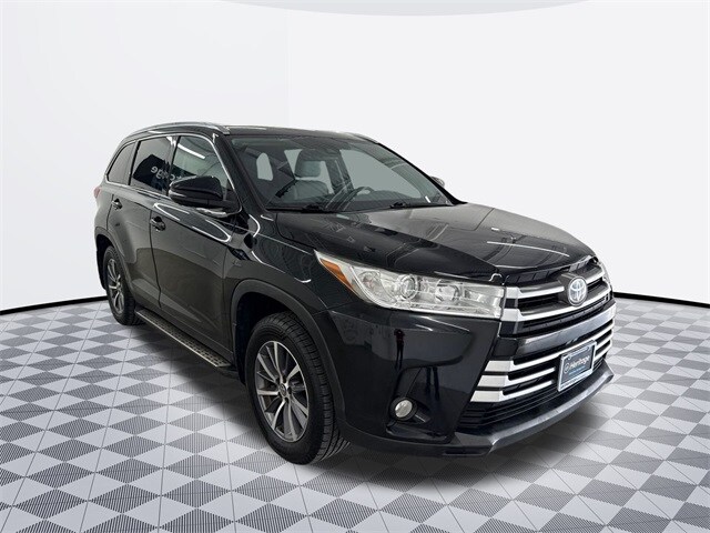 2019 Toyota Highlander XLE photo 3