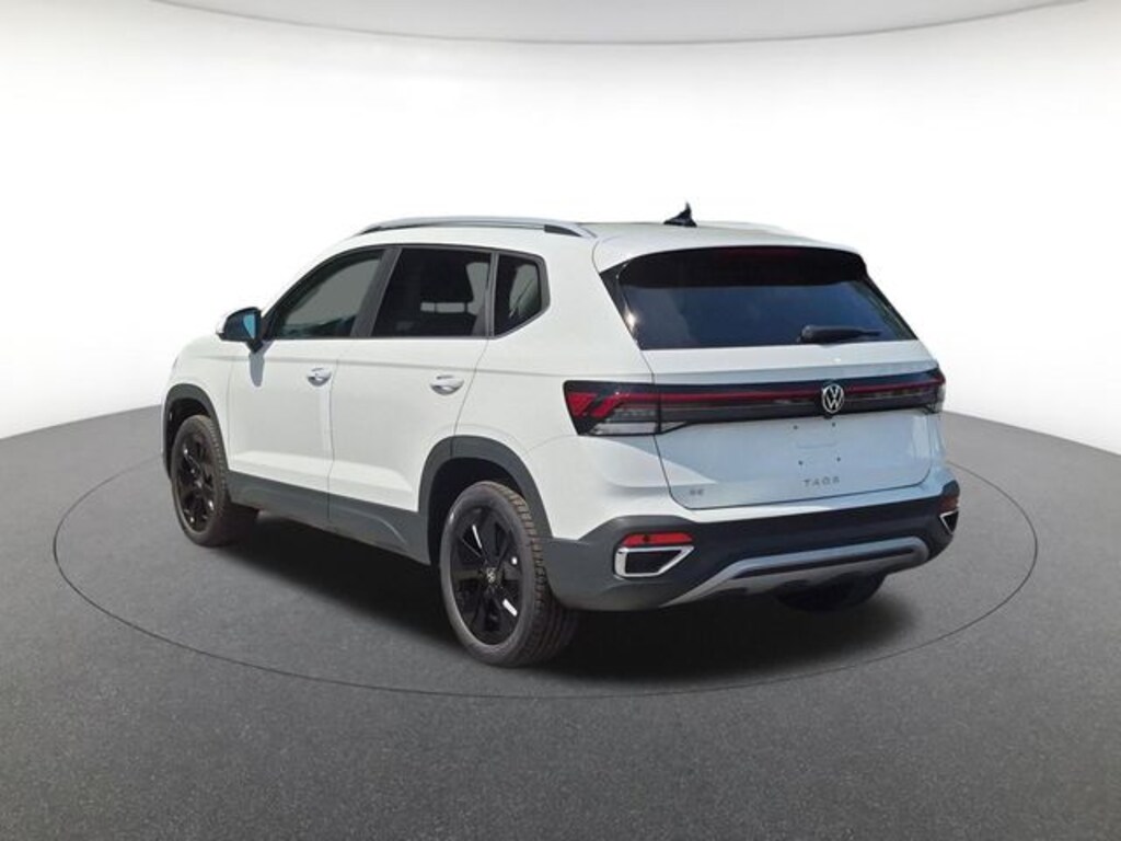 New 2026 Volkswagen Taos 1.5T SE SUV