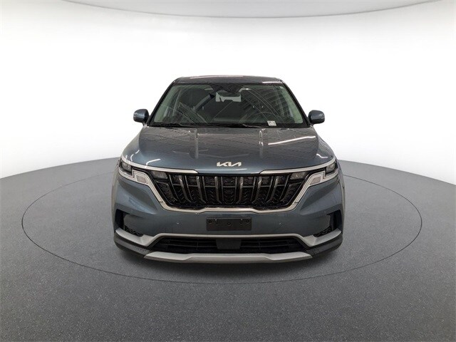 2024 Kia Carnival EX photo 2