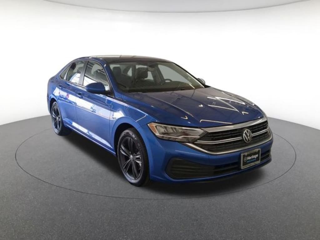 Used 2024 Volkswagen Jetta 1.5T SE Sedan