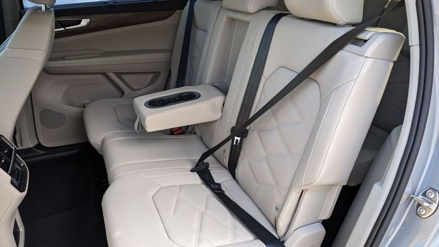 2026 Volkswagen Atlas SE w/Tech - Photo 10