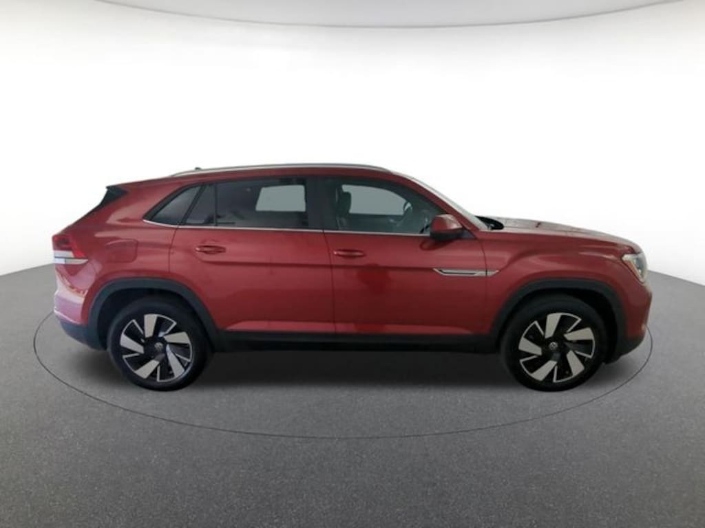 Used 2024 Volkswagen Atlas Cross Sport 2.0T SE w/Technology SUV