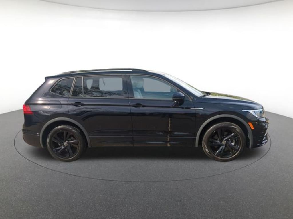 Used 2023 Volkswagen Tiguan 2.0T SE R-Line Black SUV
