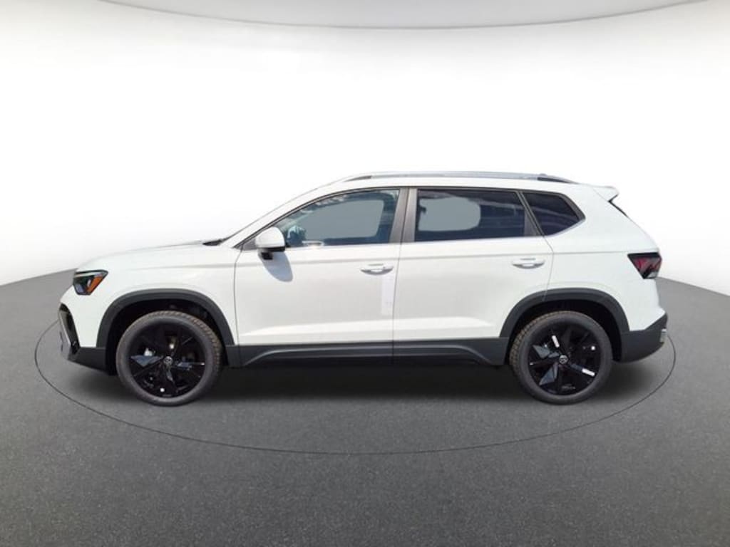 New 2026 Volkswagen Taos 1.5T SE SUV