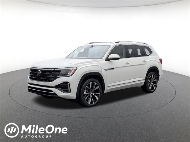 2026 Volkswagen Atlas SEL Premium R-Line's photo