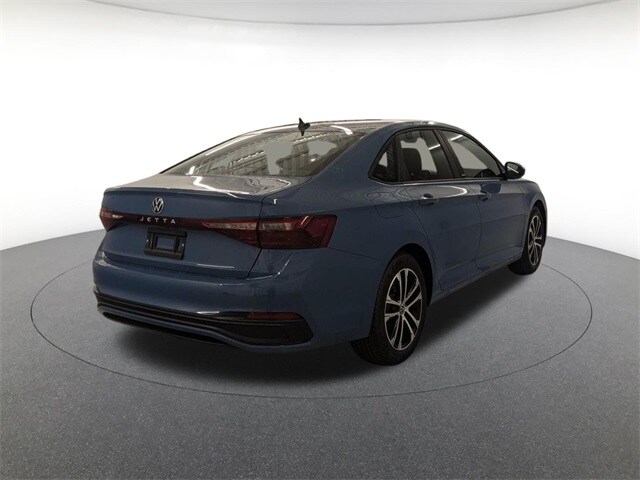 2026 Volkswagen Jetta 1.5T Sport photo 4