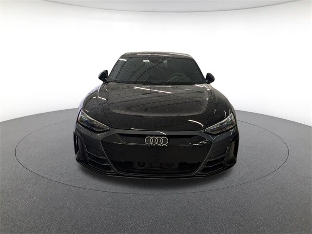 2023 Audi e-tron GT Premium Plus photo 2