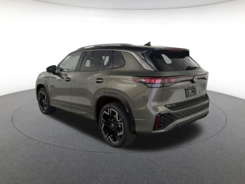 New 2026 Volkswagen Tiguan SEL R-Line Turbo SUV