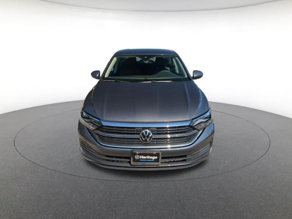 Used 2023 Volkswagen Jetta 1.5T SE Sedan