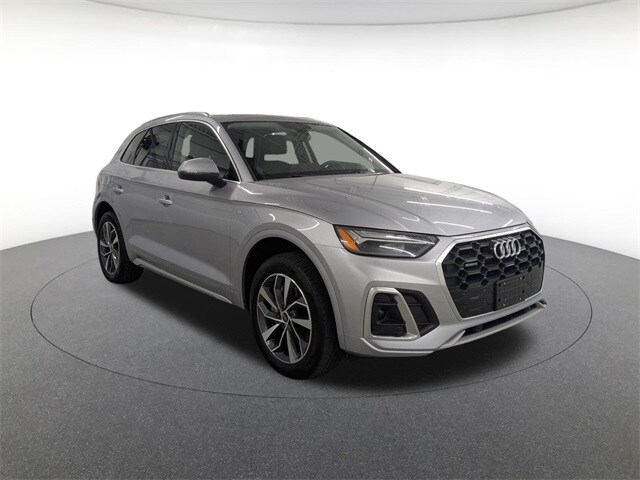 2022 Audi Q5 45 S line Premium photo 3