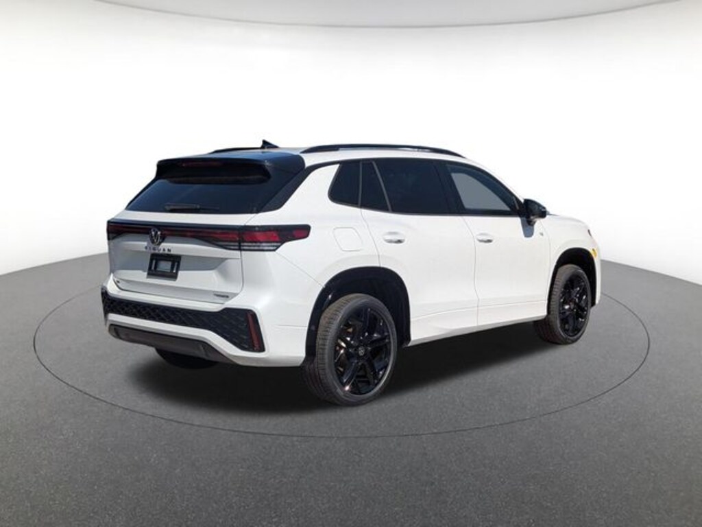 New 2026 Volkswagen Tiguan 2.0T SE R-Line Black SUV