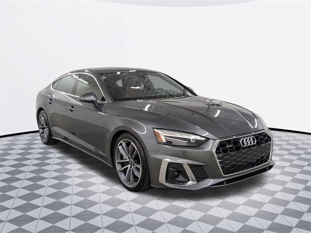 2023 Audi A5 45 S line Premium Quattro photo 3