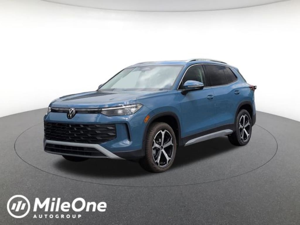 New 2026 Volkswagen Tiguan 2.0T SE SUV