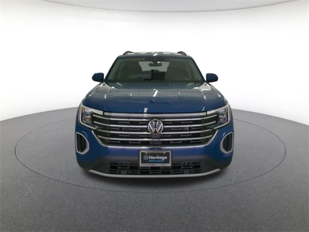 Used 2025 Volkswagen Atlas 2.0T SE SUV