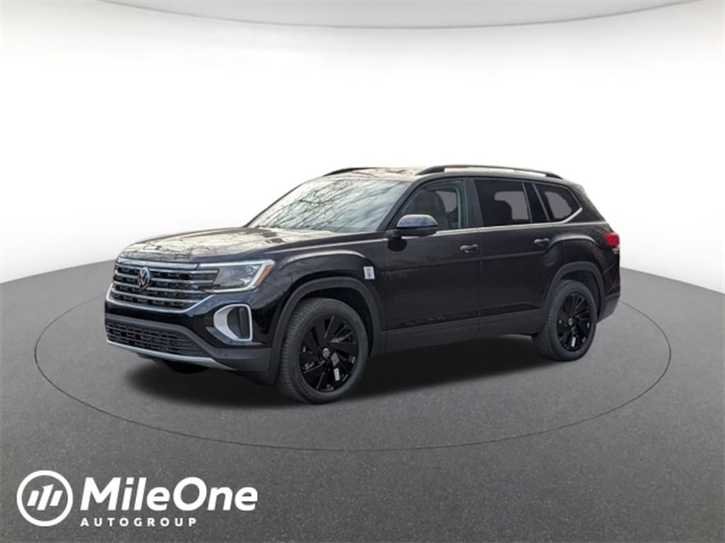 New 2026 Volkswagen Atlas 2.0T SE w/Technology SUV