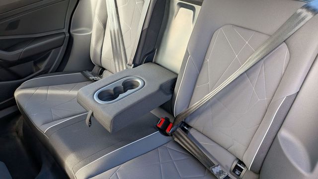 2026 Volkswagen Jetta Sport - Photo 10