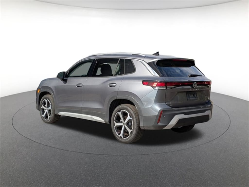 New 2025 Volkswagen Tiguan 2.0T SE SUV