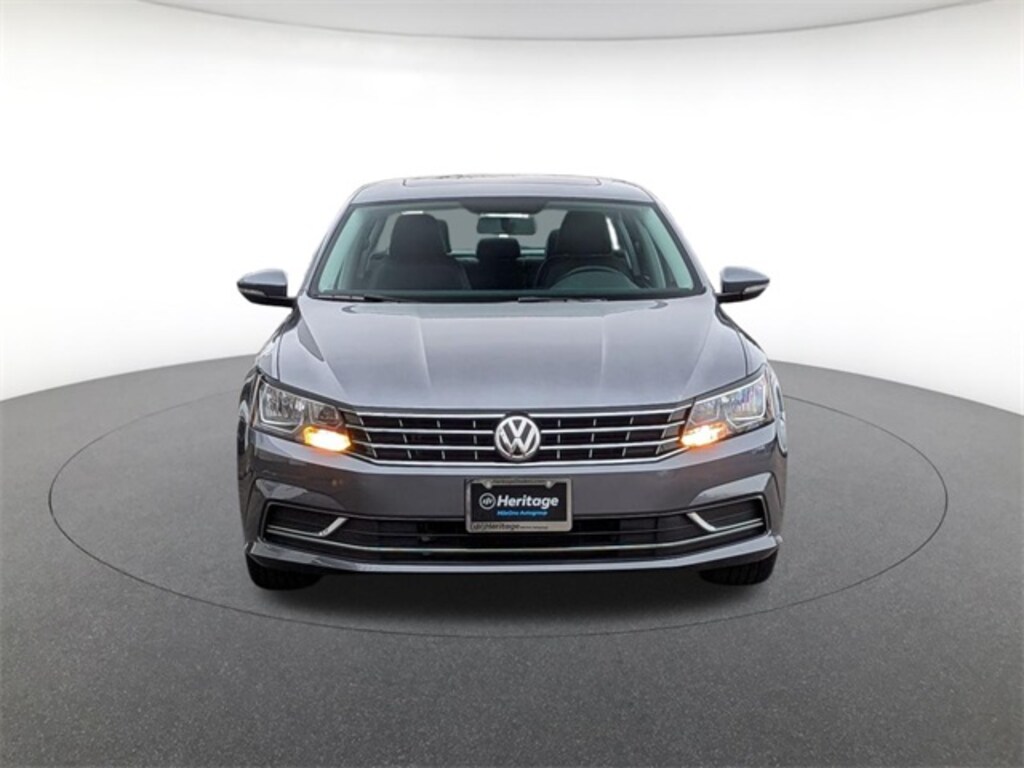 Used 2018 Volkswagen Passat 2.0T SE Sedan