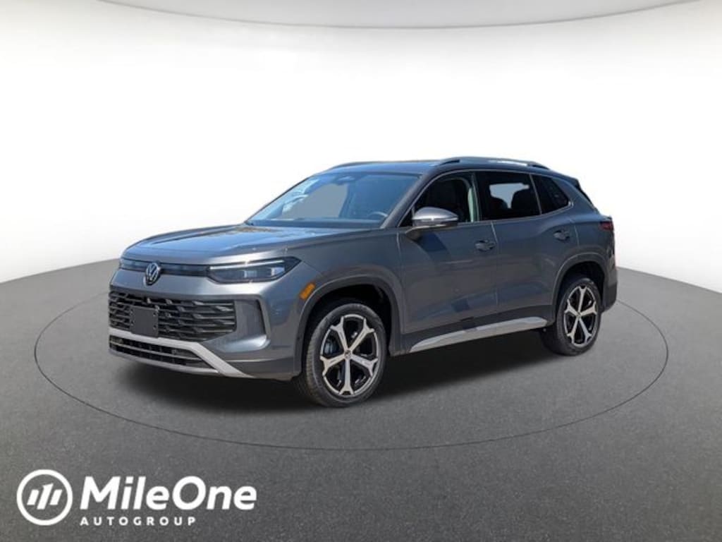 New 2026 Volkswagen Tiguan 2.0T SE SUV