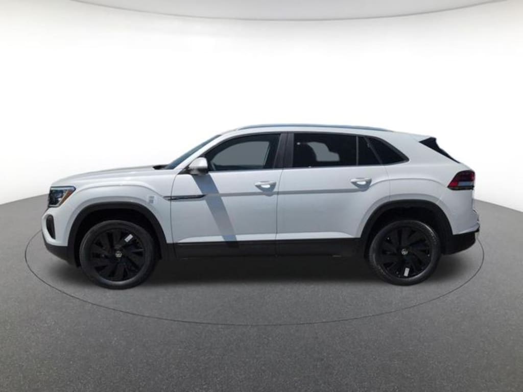 New 2026 Volkswagen Atlas Cross Sport 2.0T SE w/Technology SUV
