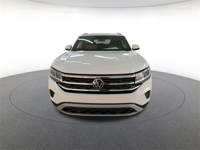 2021 Volkswagen Atlas Cross Sport V6 SE Technology photo 2