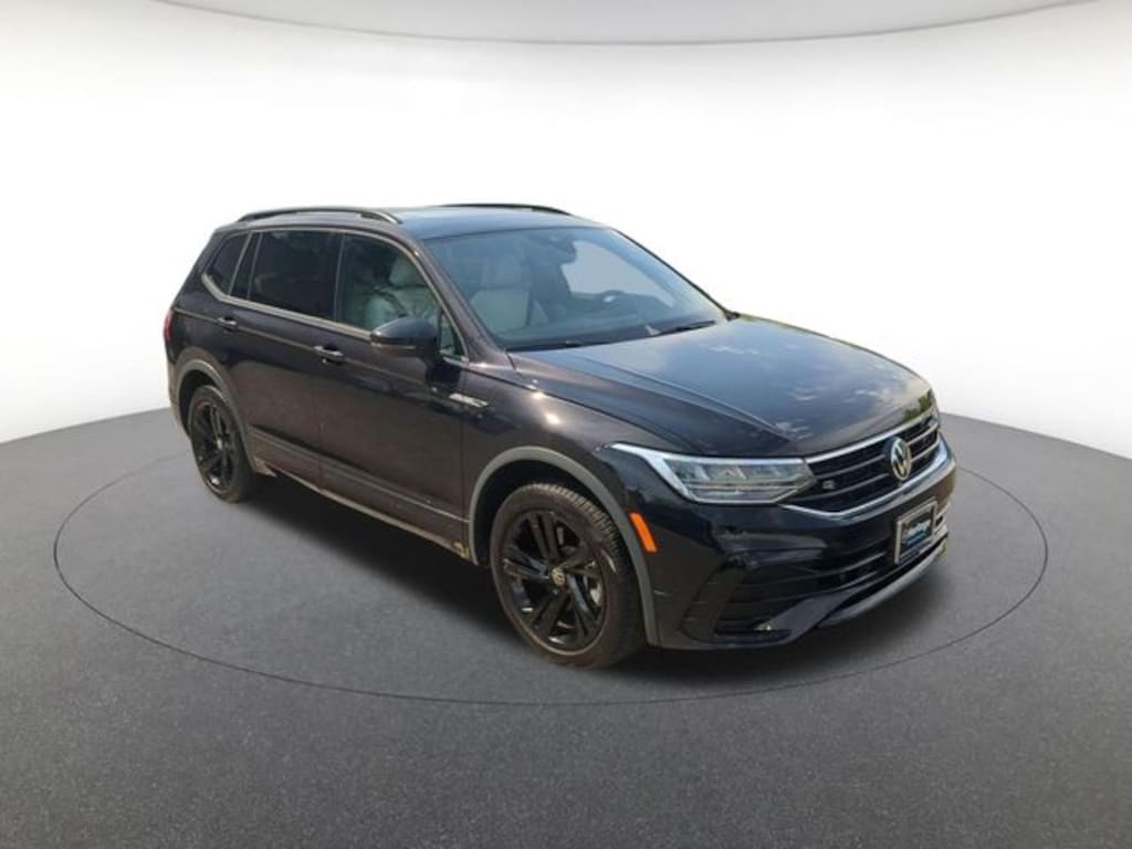 Used 2023 Volkswagen Tiguan 2.0T SE R-Line Black SUV