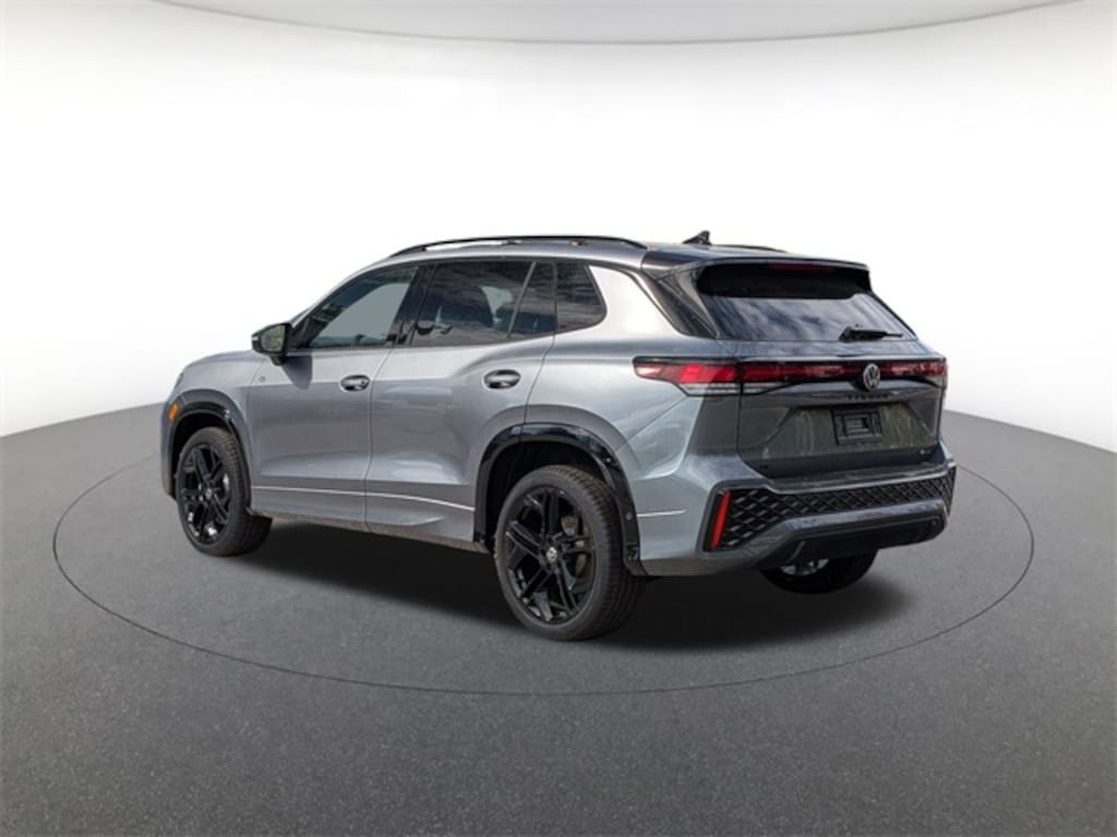 New 2025 Volkswagen Tiguan 2.0T SE R-Line Black SUV