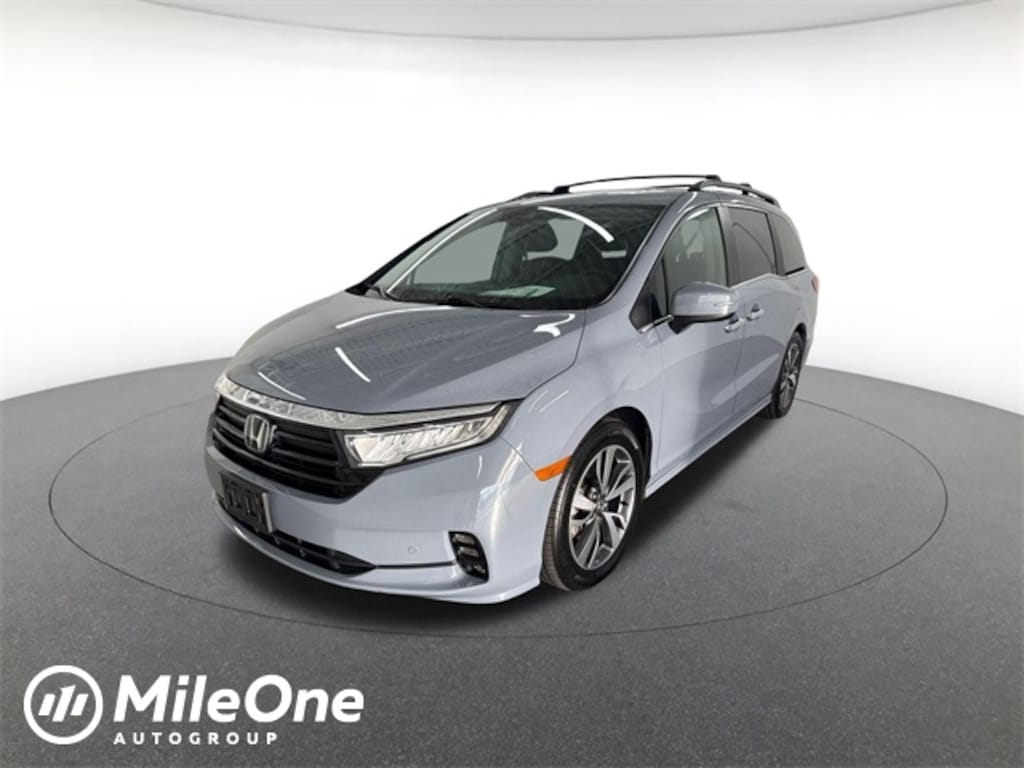 Used 2024 Honda Odyssey Touring Minivan/Van