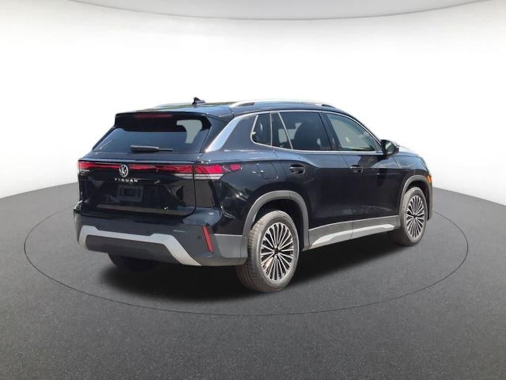 New 2026 Volkswagen Tiguan S SUV