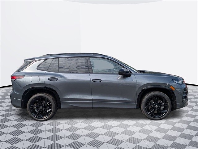 2025 Volkswagen Tiguan SE R-Line Black photo 2