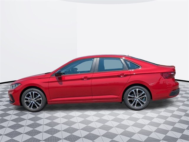 2025 Volkswagen Jetta 1.5T Sport photo 2