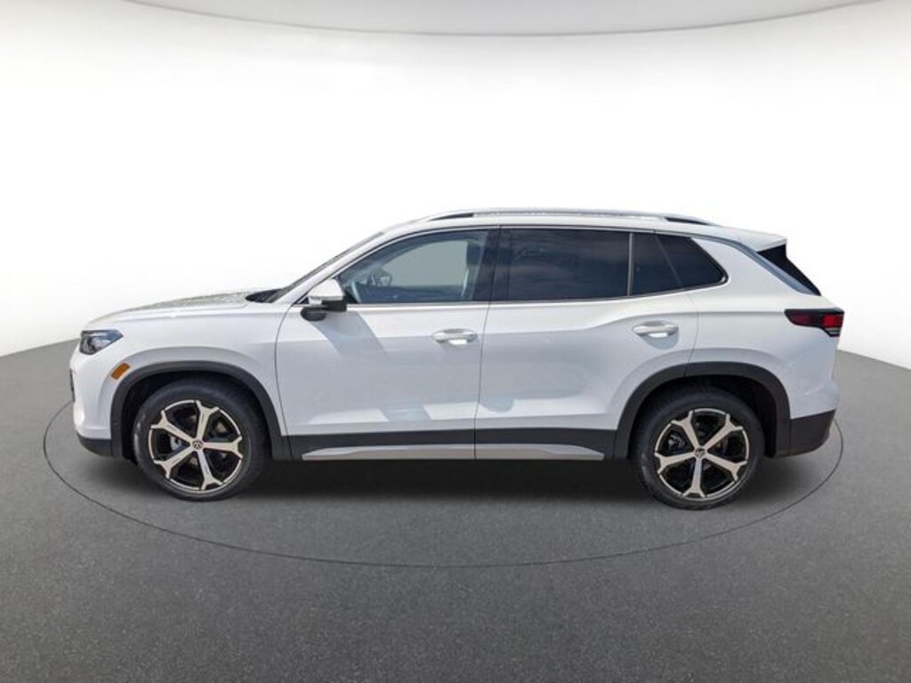 New 2026 Volkswagen Tiguan 2.0T SE SUV