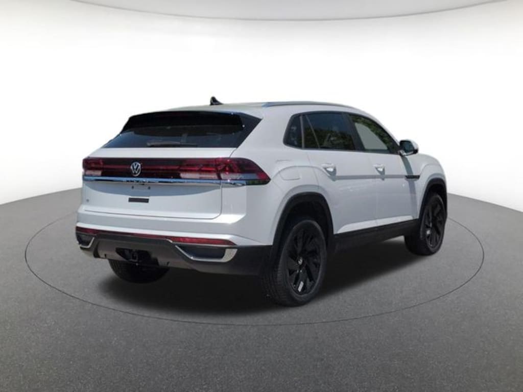 New 2026 Volkswagen Atlas Cross Sport 2.0T SE w/Technology SUV