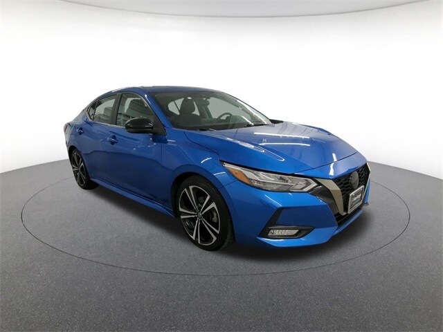 2022 Nissan Sentra SR photo 3