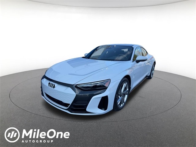 2023 Audi e-tron GT Premium Plus's photo
