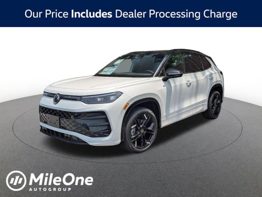 New 2026 Volkswagen Tiguan SE R-Line Black SUV