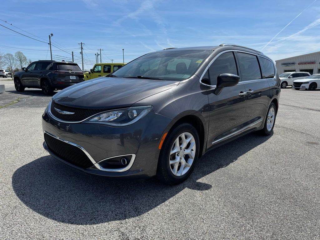 2020 Chrysler Pacifica Touring L