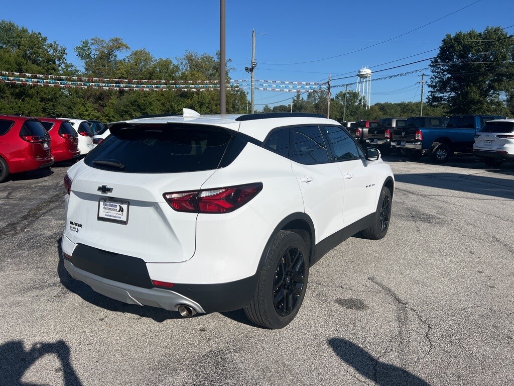 2022 Chevrolet Blazer 2LT photo 3
