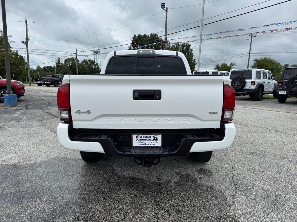 2022 Toyota Tacoma SR photo 4