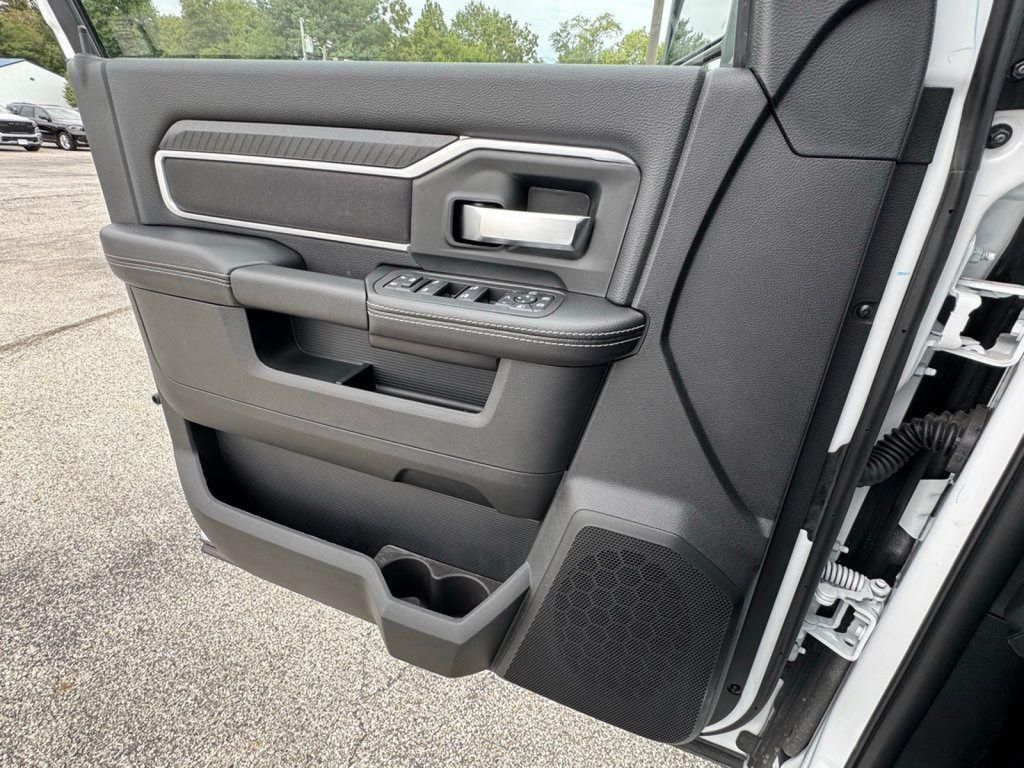 2026 RAM 2500 Big Horn - Photo 25