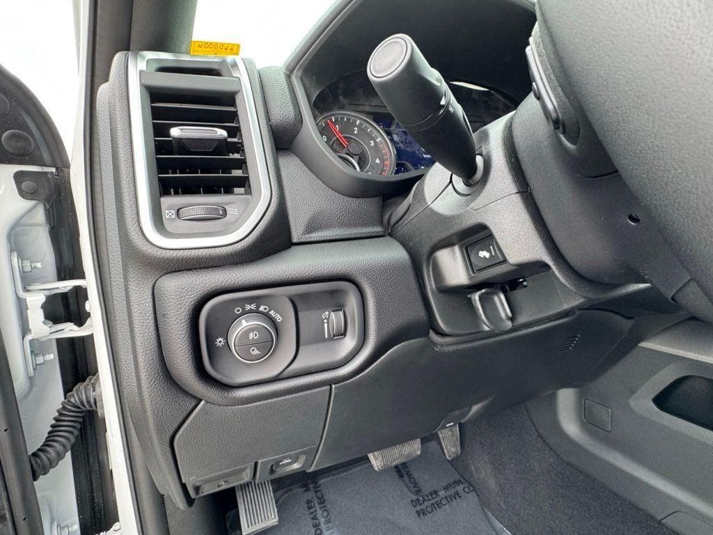 2026 RAM 2500 Big Horn - Photo 24