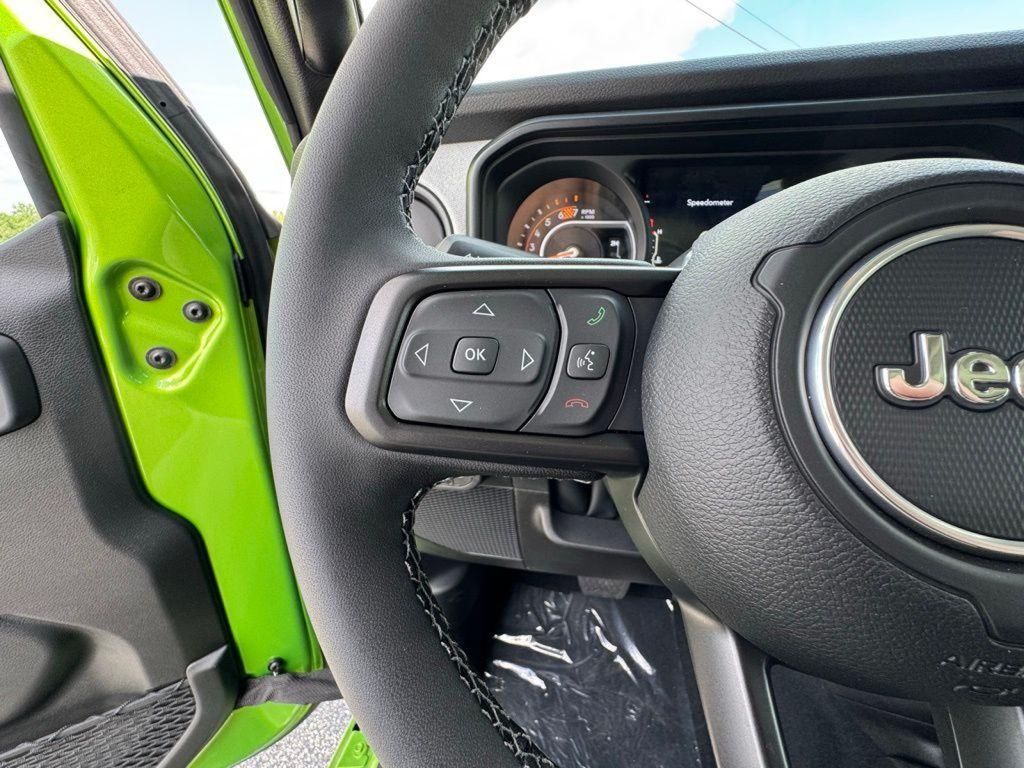 2025 Jeep Wrangler 4-Door Sport S - Photo 19