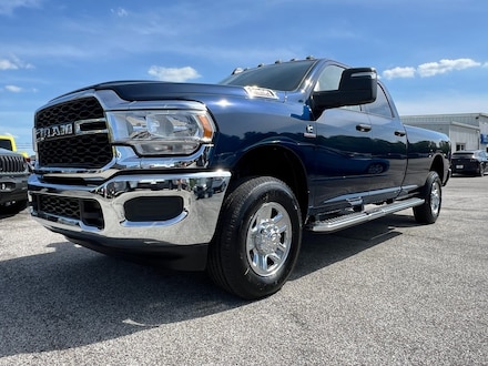 2024 Ram 2500 TRADESMAN CREW CAB 4X4 8' BOX Pickup