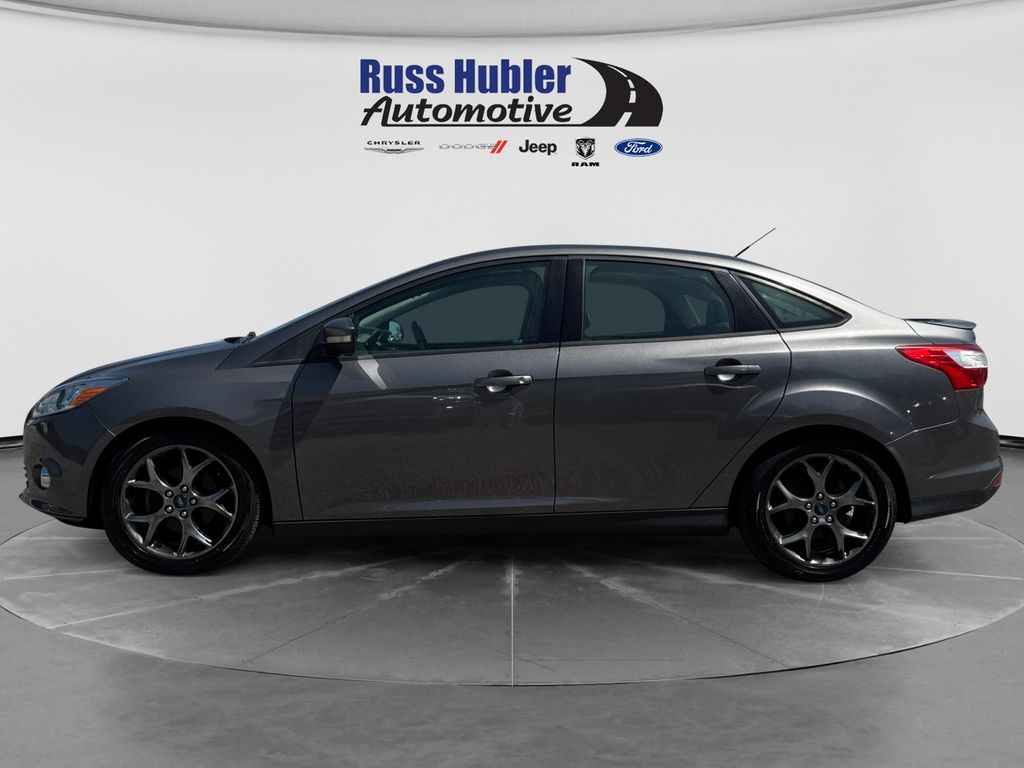 Used 2014 Ford Focus SE with VIN 1FADP3F2XEL106846 for sale in North Vernon, IN