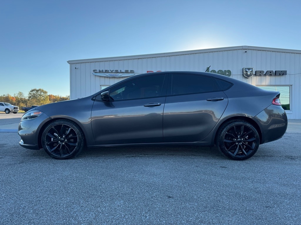 Used 2016 Dodge Dart SXT with VIN 1C3CDFBB0GD733031 for sale in North Vernon, IN