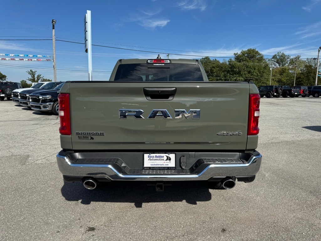New 2026 Ram 1500 BIG HORN CREW CAB 4X4 5'7 BOX Pickup