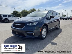 2025 Chrysler Pacifica SELECT Passenger Van